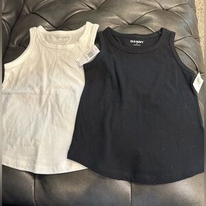 2 Old Navy Tank Tops NWT 3T